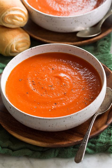 chloeevegan (@chloeevegan)’s video of Tomato Soup Recipe.